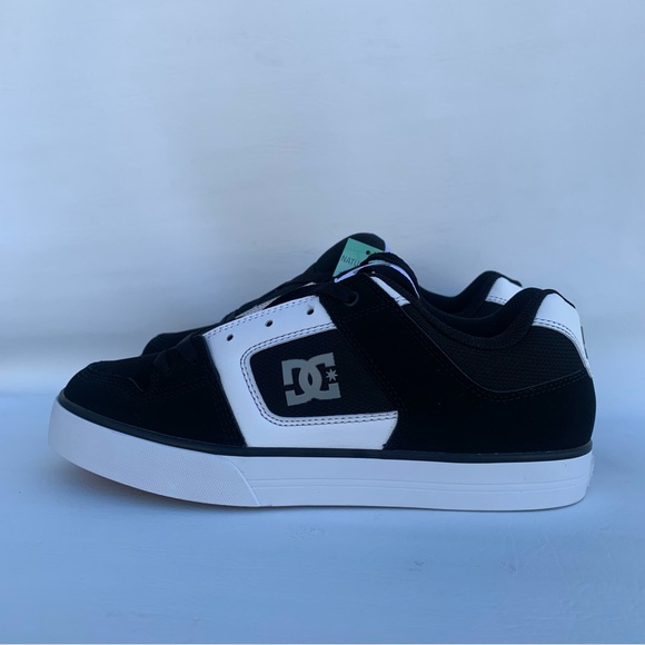 DC Other - New DC shoes Men’s PURE  Black/ White/ GUM (BW6) Size 9  300660